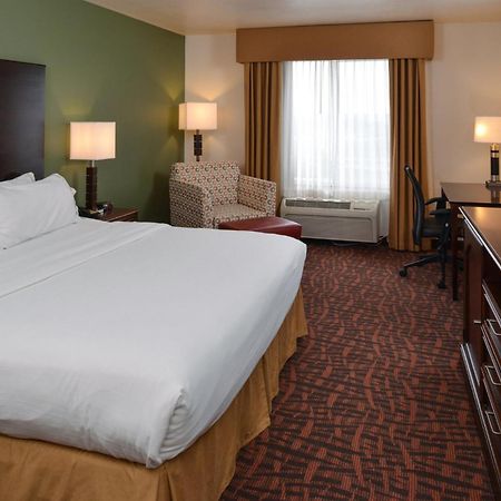 Holiday Inn Express Hotel & Suites Cherry Hills, An Ihg Hotel Omaha Exterior photo